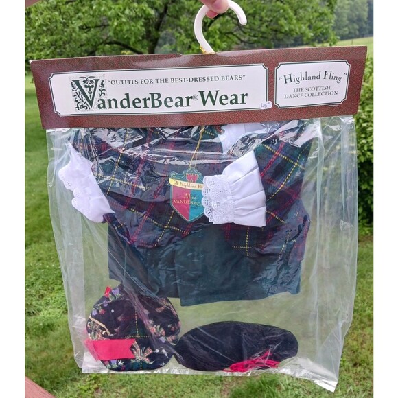 NEW 1993 VanderBear Wear ALICE Clothing Highland Fling Scottish Dance Collection - Picture 1 of 8